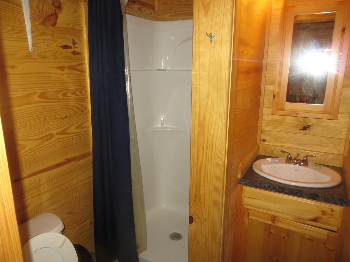 All Tucked Inn Cabins Stockdale Zewnętrze zdjęcie